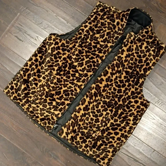 Leopard Print Faux Fur Quilted Vest Size Medium - Picture 4 of 4